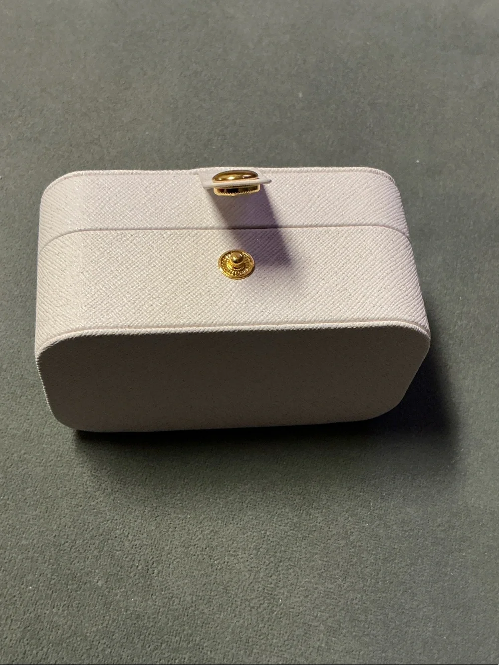 Compact White Sparkly Jewelry Travel Case with Gold Snap Closure